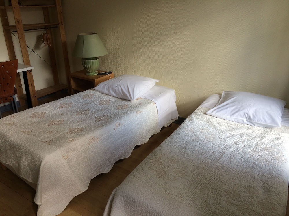 Au Royal Mad Hotel 13/36