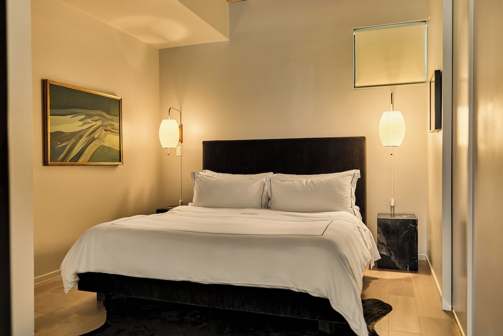 Garden, Suite, King Bed