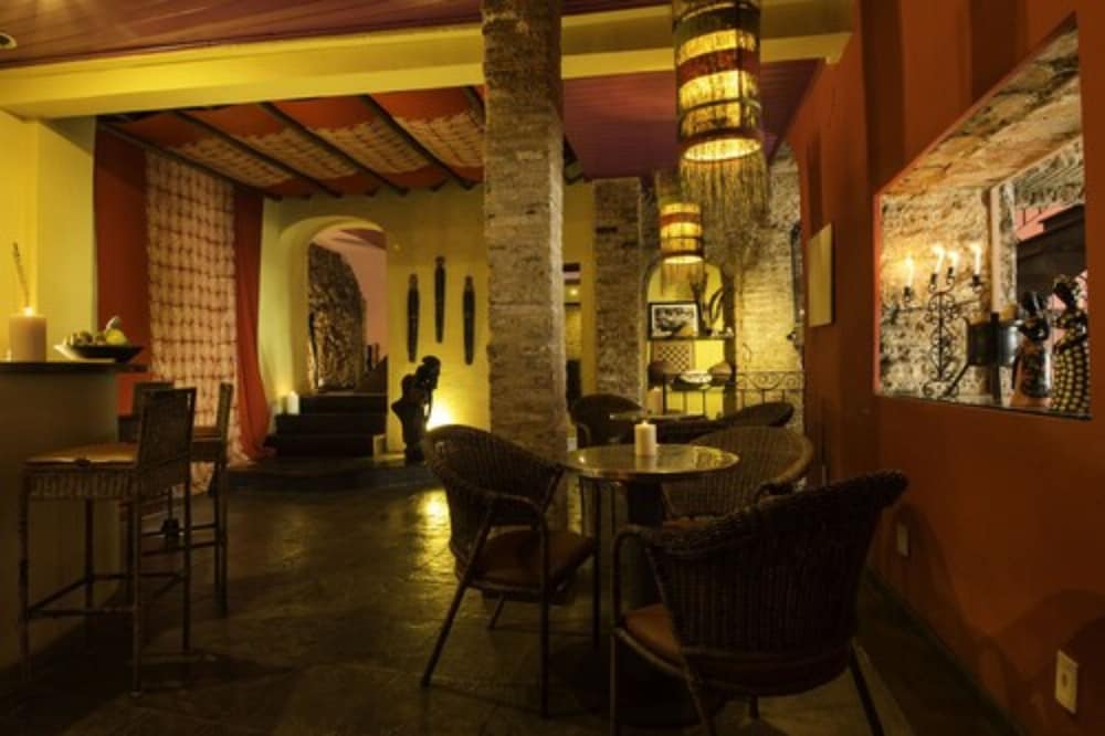 Bahiacafe Hotel 25/26