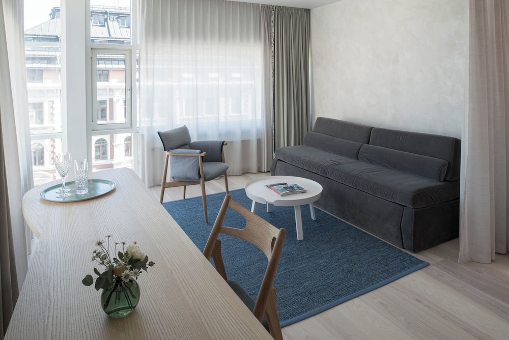 Nordic Light 46/70