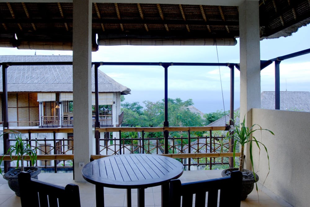 Blue Point Resort and Spa 56/73