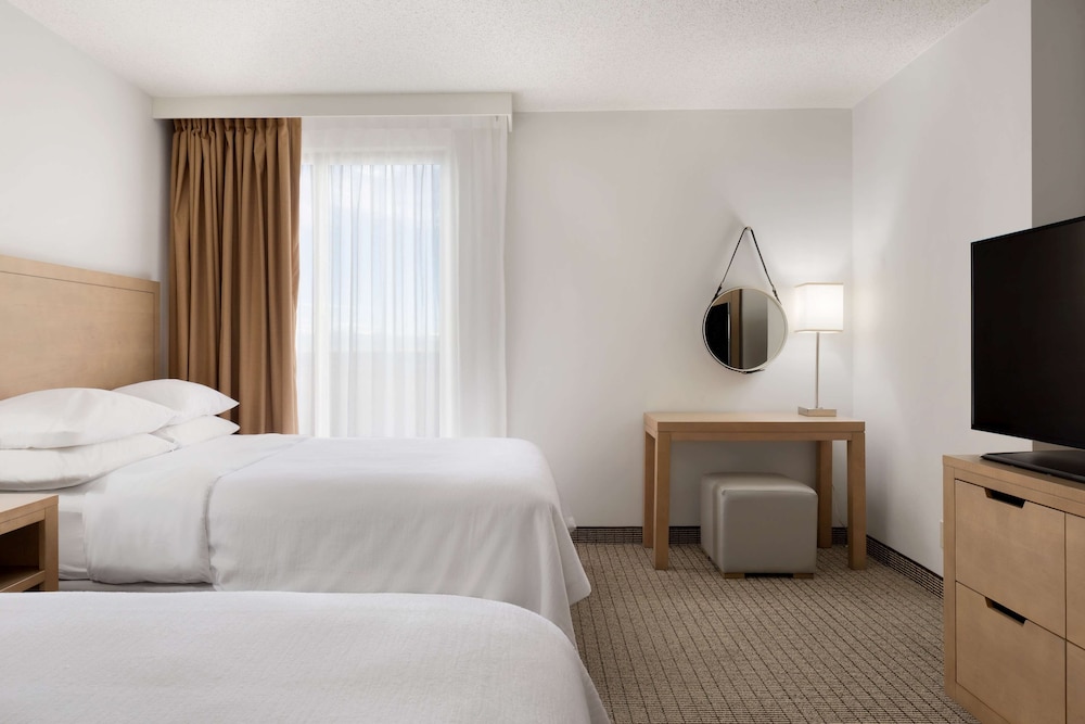 Embassy Suites By Hilton Denver International Airport 16/62