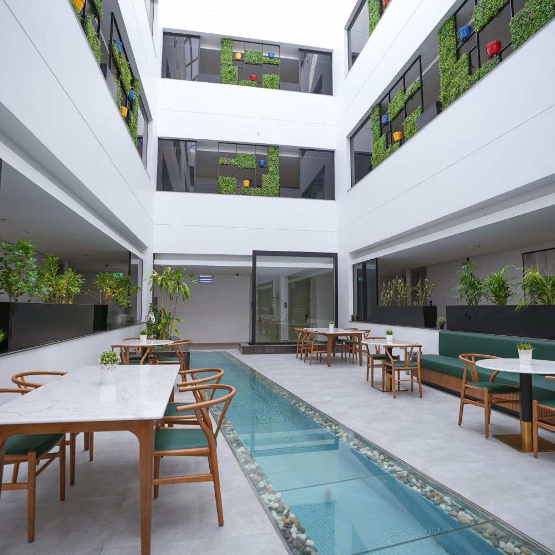Snood Al Narjis Hotel 25/50