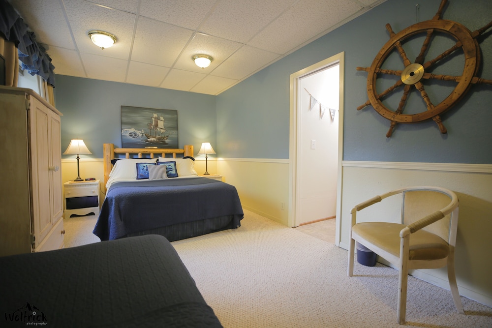 Jewel Lake Bed Breakfast 27/50
