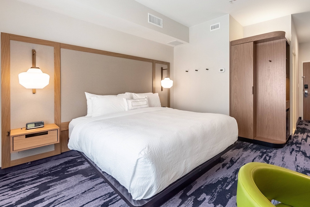 Fairfield Inn & Suites by Marriott Dallas DFW Airport North Coppell Grapevine 11/39