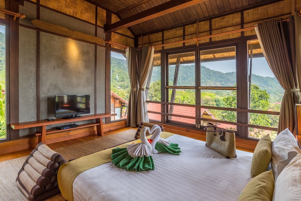 Alama Sea Village Resort 50/70