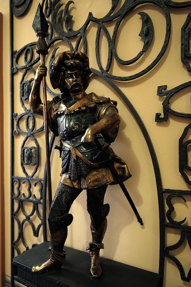 Gotikhotel Frenzelhof 21/42