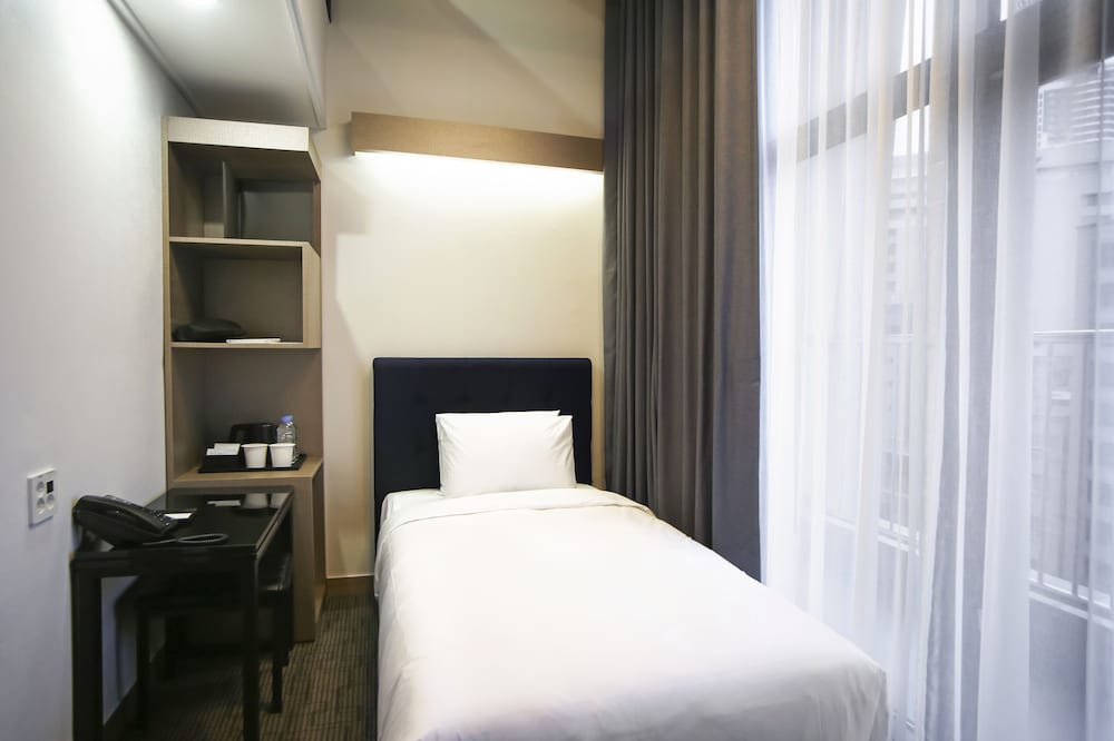 Blue Story Hotel 16/36