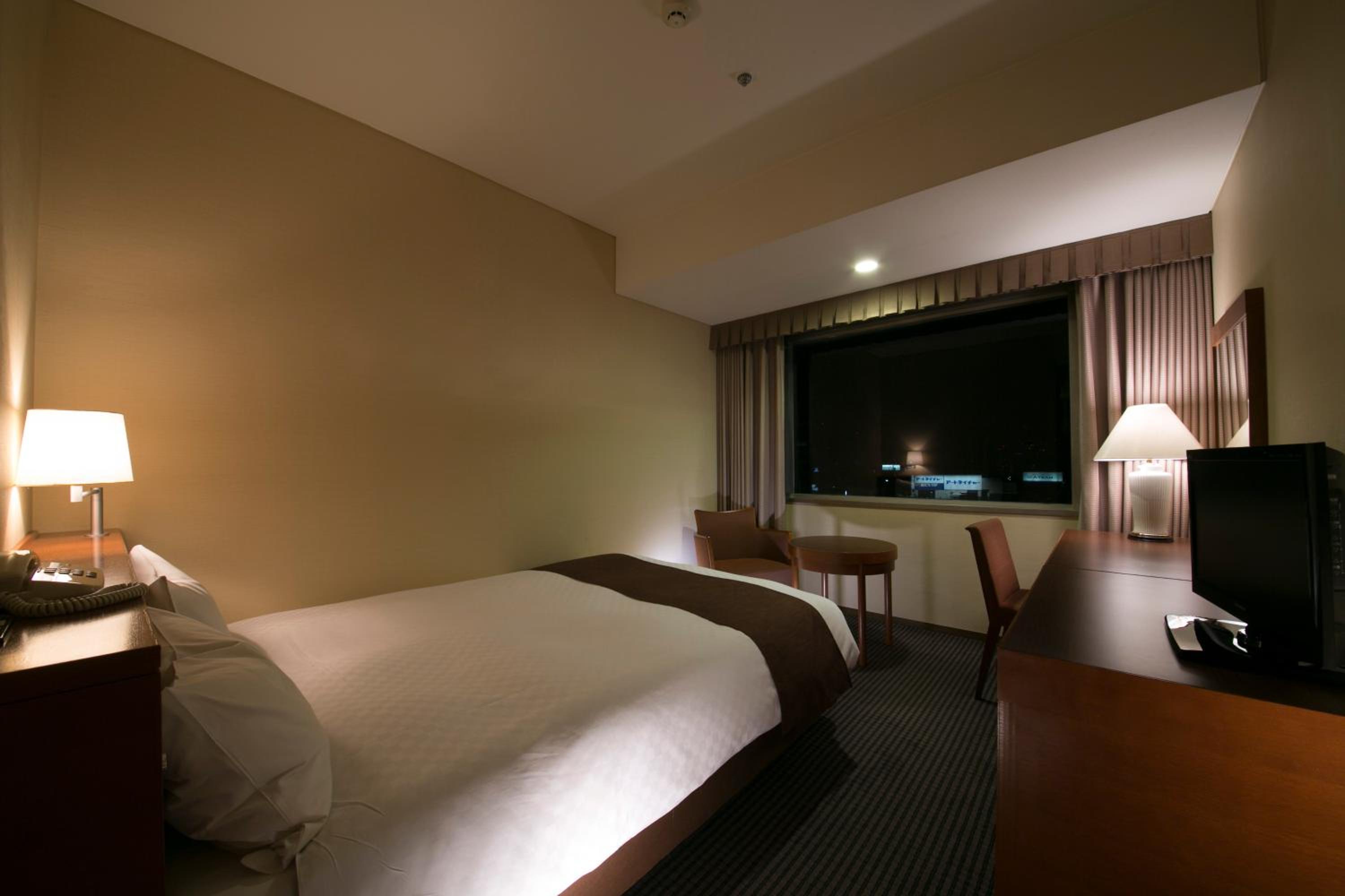 Semi Room, Economy, Semi Double Bed
