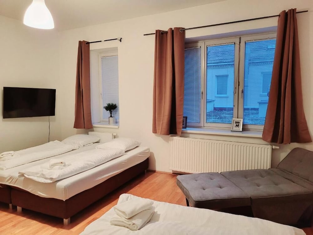Real Living Apartments Vienna - Floridsdorfer 5/24