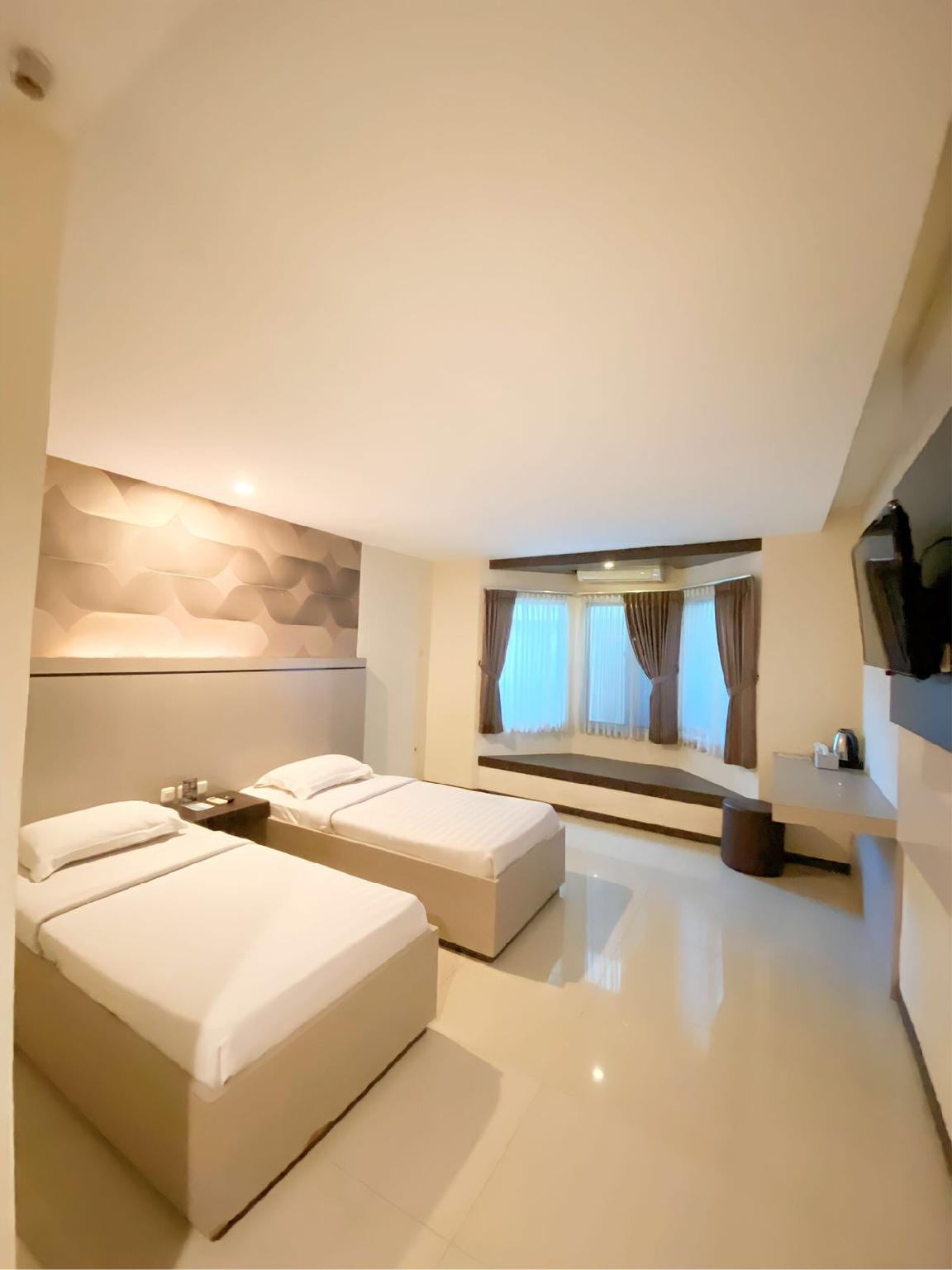 Moderate, Twin Beds