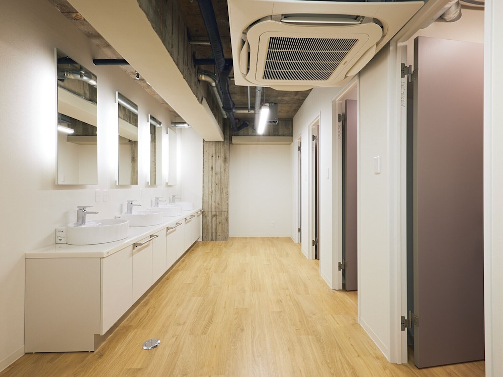 Shijo Guesthouse HIVE - Hostel 30/50