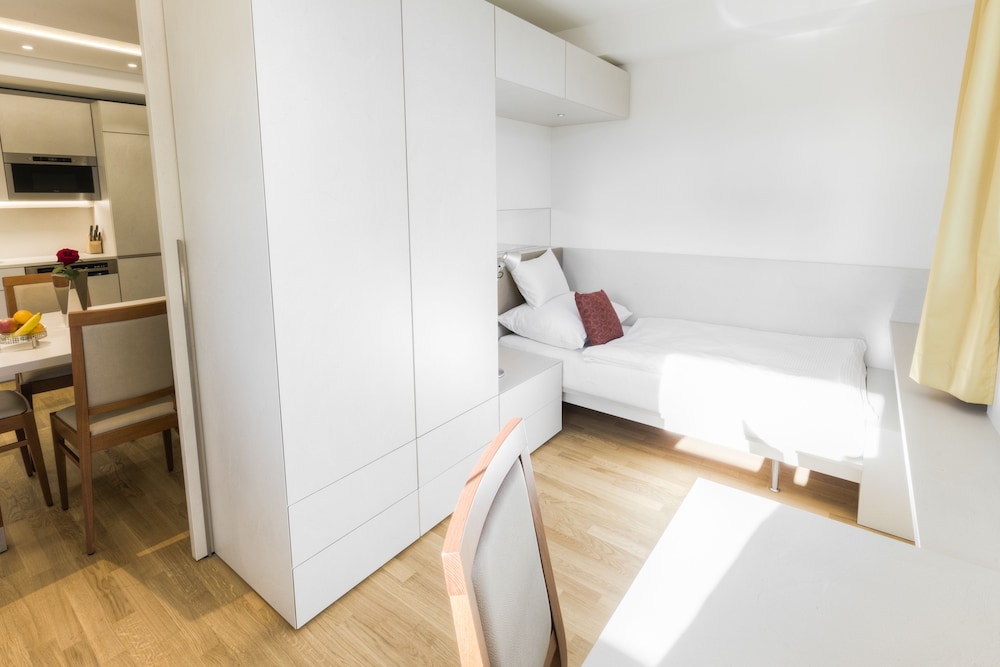 Vienna Grand Apartments Danube 16/55