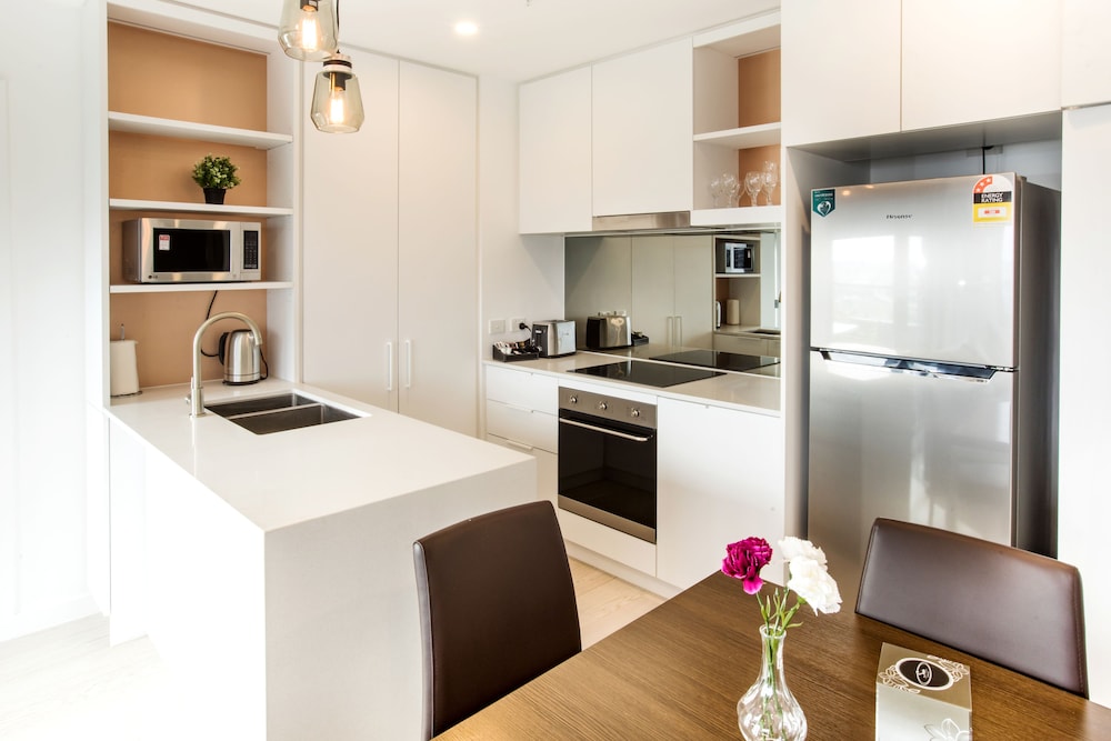 Spencer Street Apartments 29/41