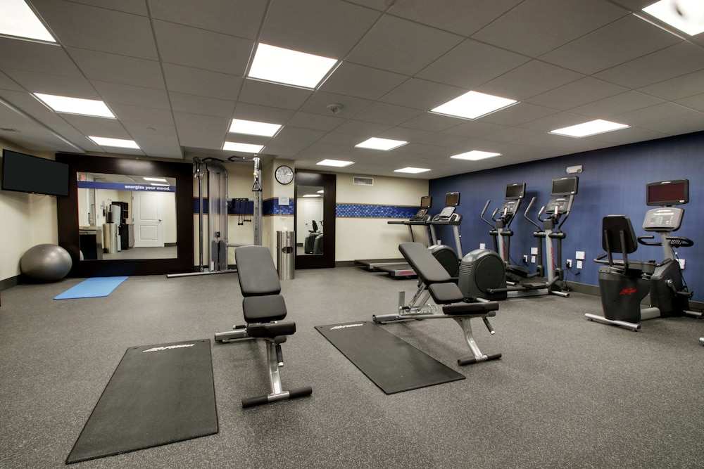 Hampton Inn By Hilton Pawtucket 20/35