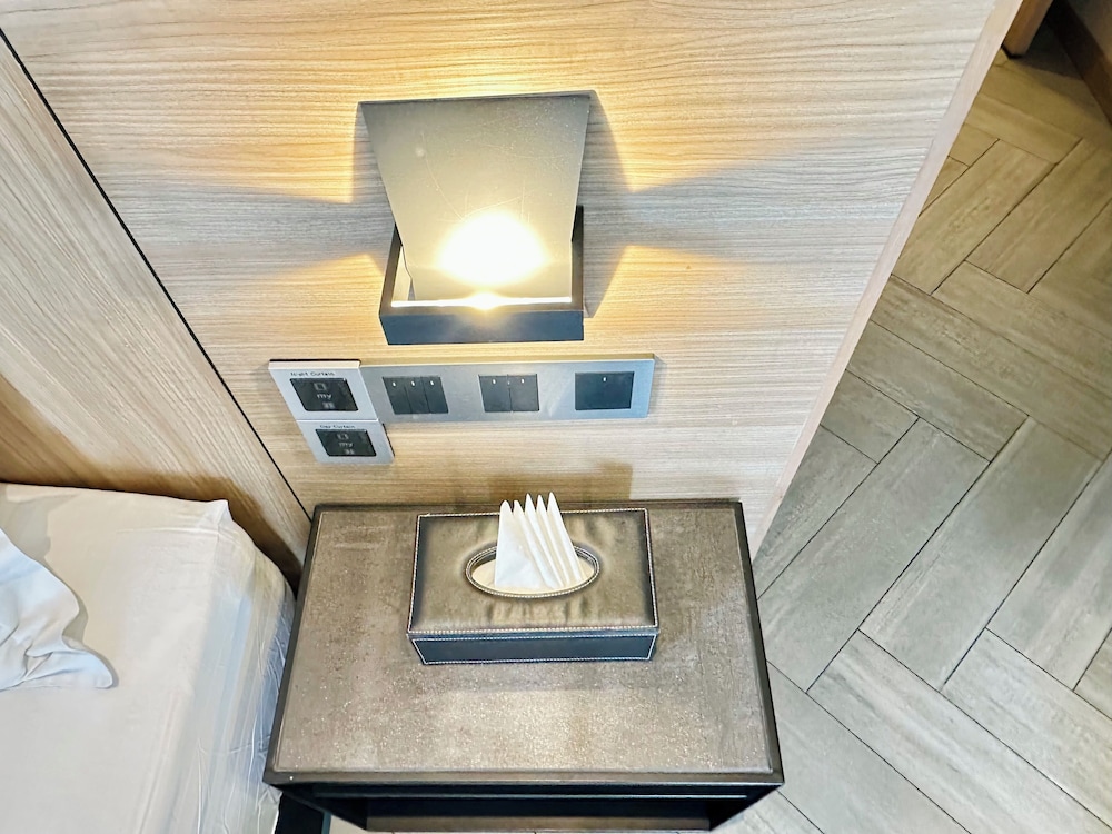 One Residence Hotel & Apartment 20/49