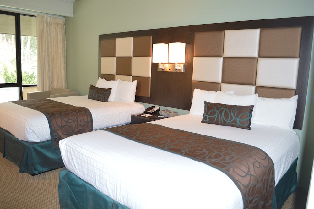 Red Lion Hotel Monterey 13/43