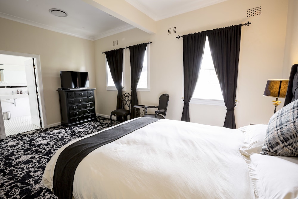 The Commercial Boutique Hotel 17/60