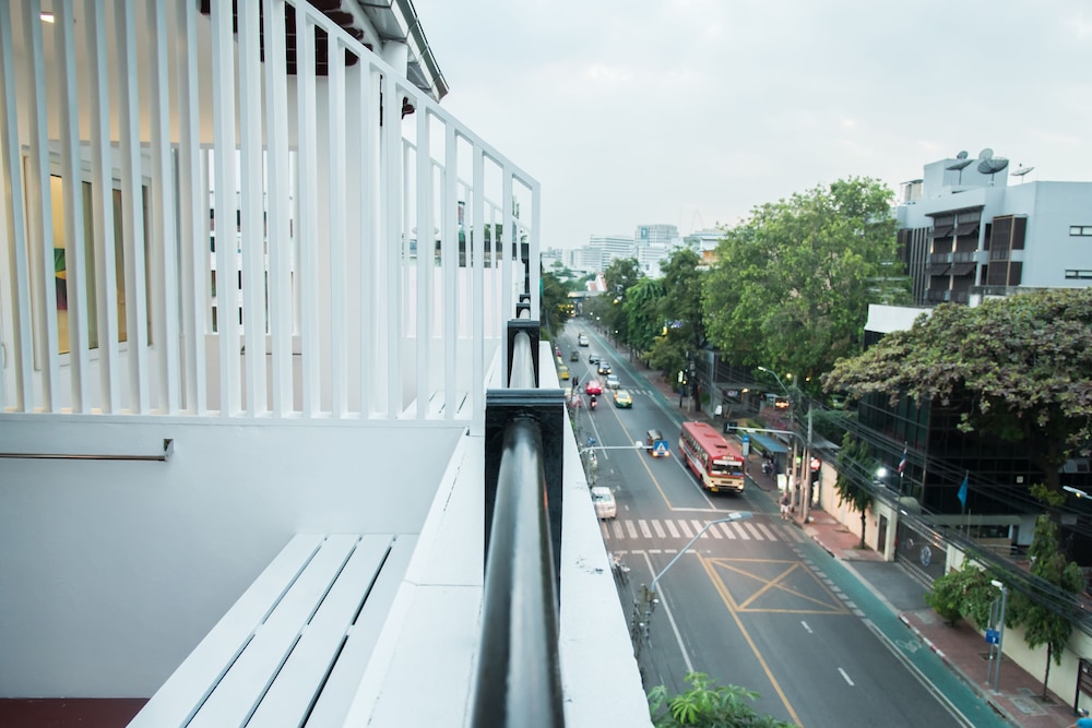 Khaosan Art Hotel 5/75