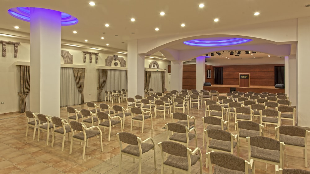 Club Paradiso Hotel 31/50