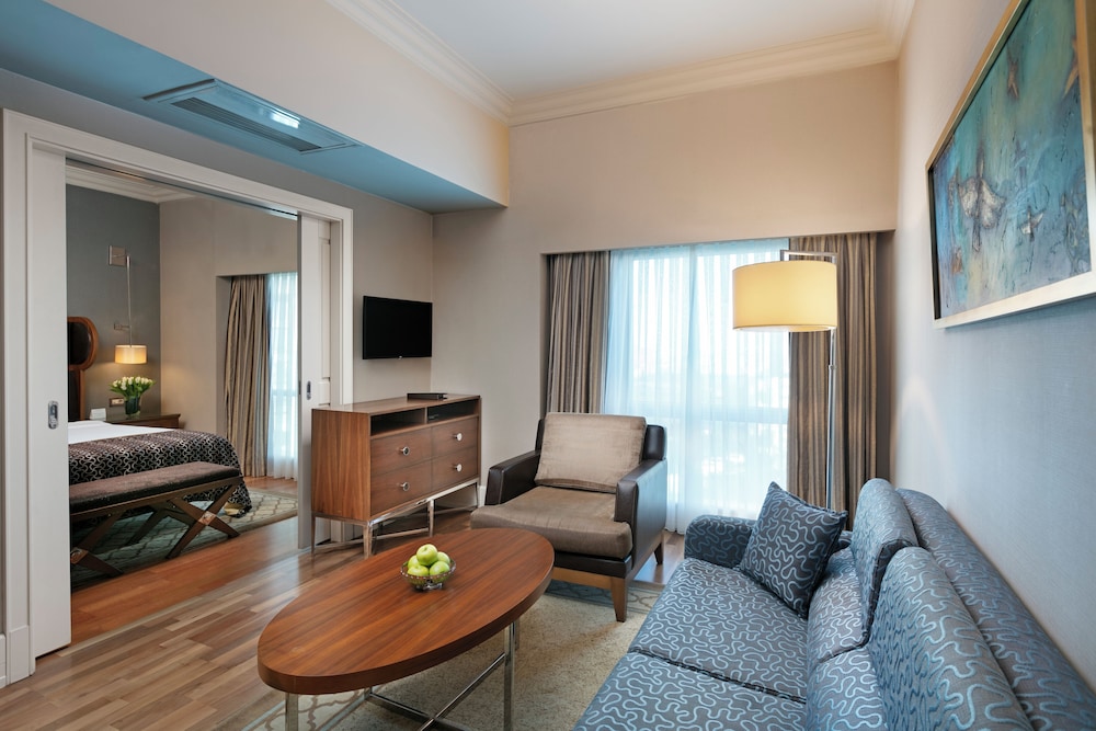 Titanic Business Kartal 33/50