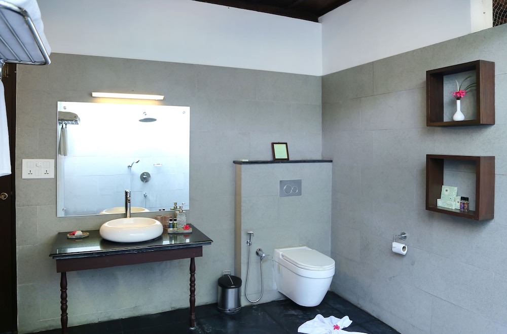 Seclude Kerala Marari Sands 33/34