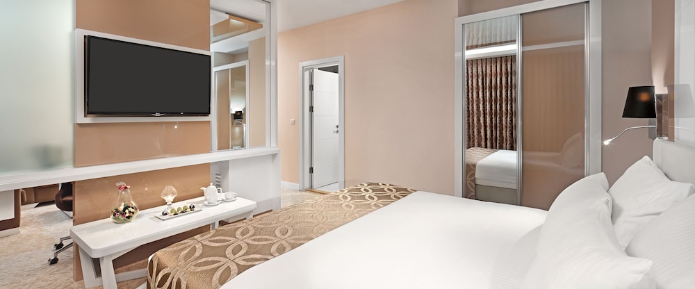 The Merlot Hotel 23/73