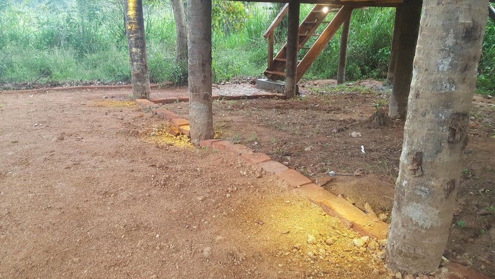 Asharo Sigiriya Villa 25/28