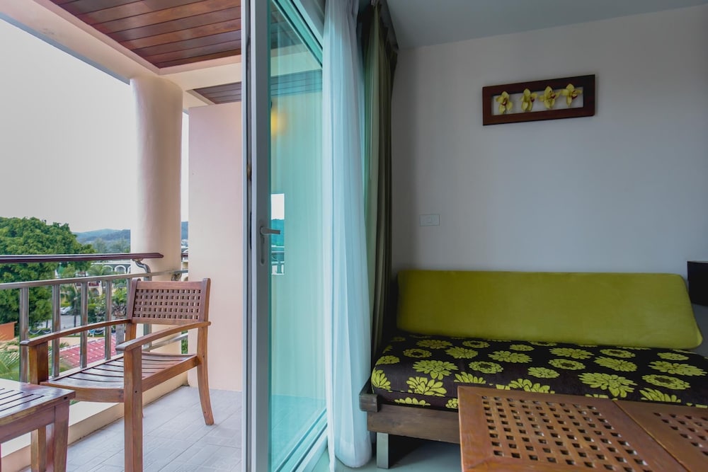 Thanthip Beach Resort 28/50