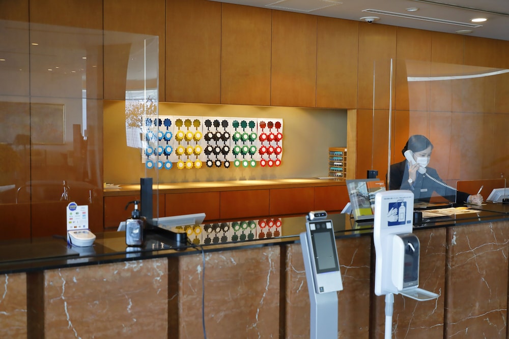 Century Southern Tower 11/70