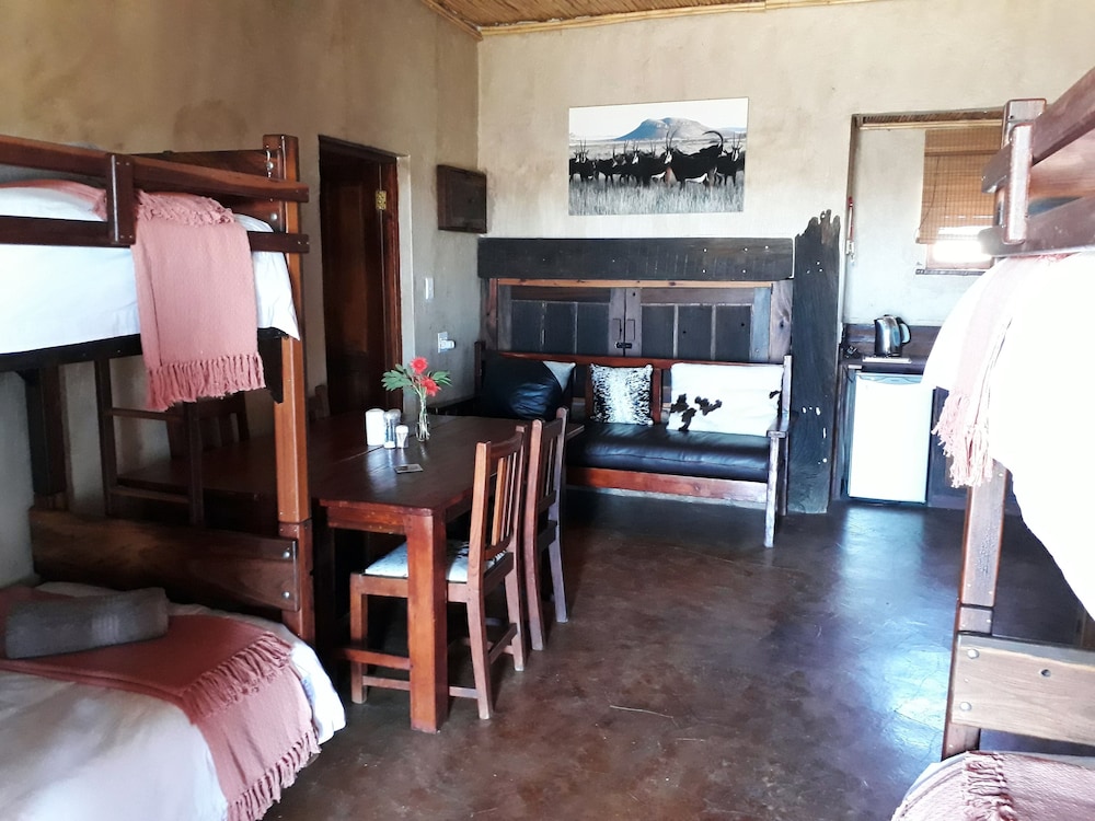 Gannabos Guest House 27/50