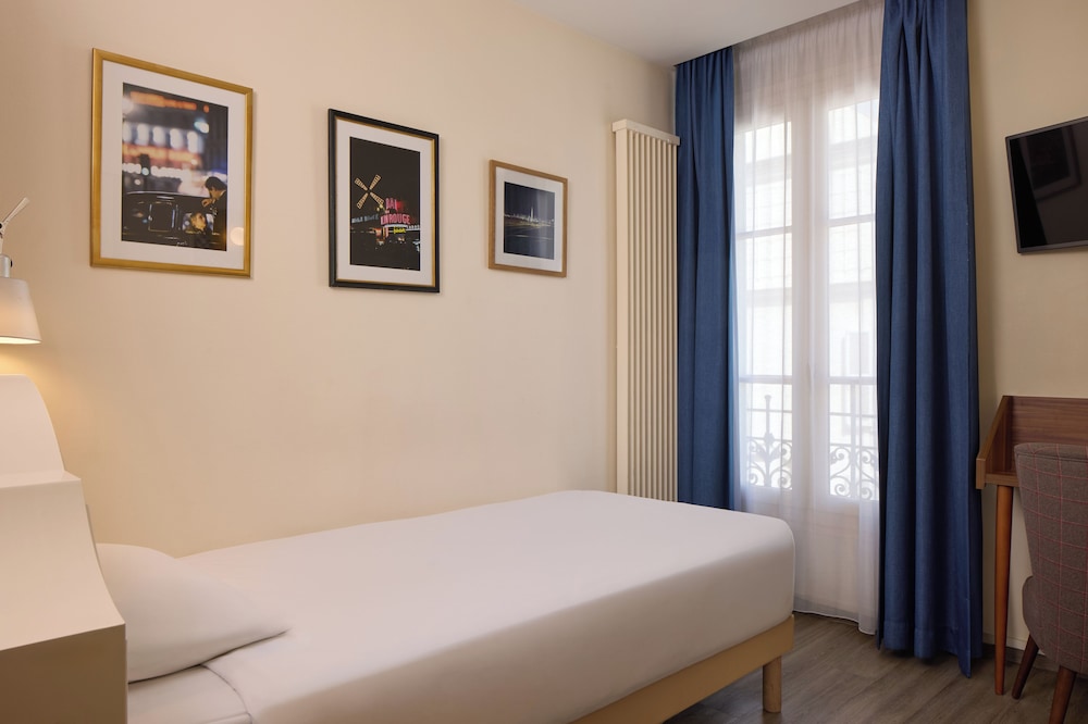 ROOM, SINGLE