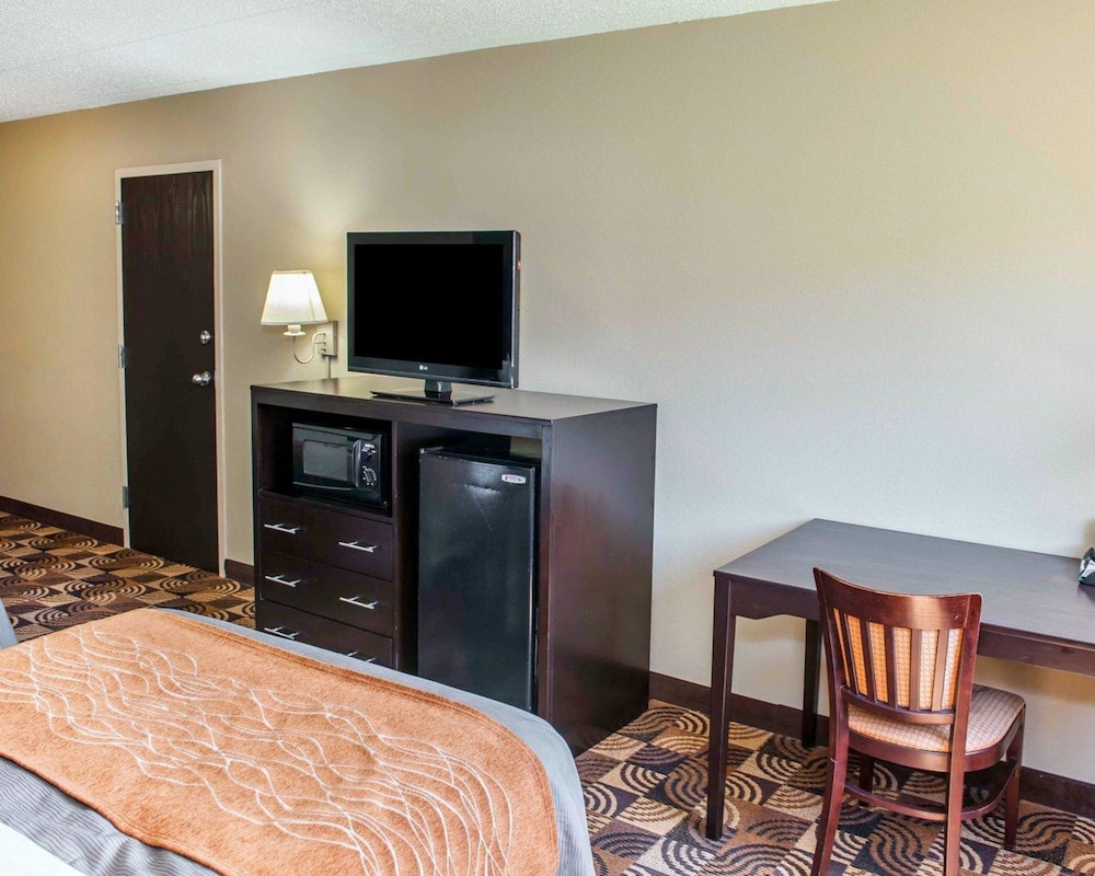 Comfort Inn & Suites Indianapolis Northwest - College Park 11/39