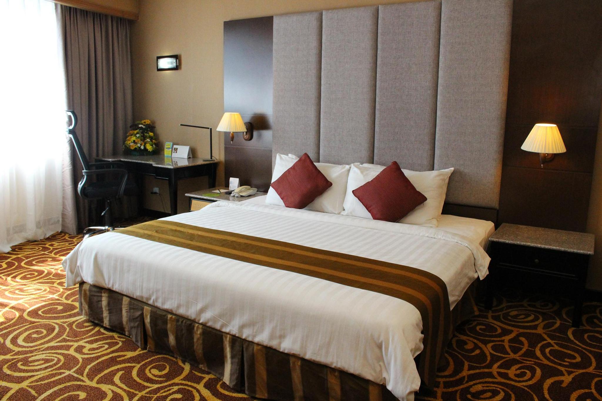 Mega Hotel Miri 7/24