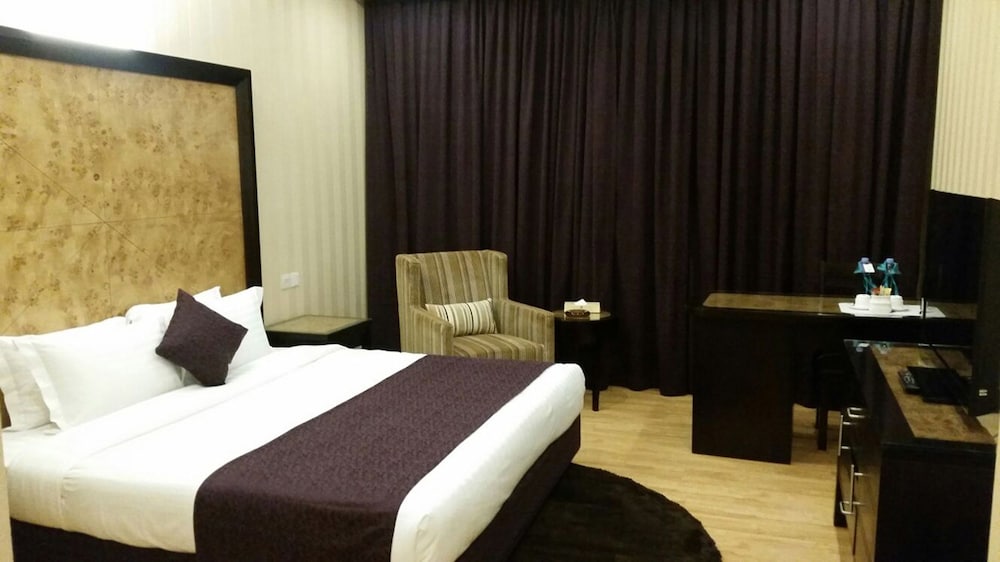فندق جولدن نيو كونتيننتال EX: فندق الحياة جدة كونتيننتال(Al Hyatt Jeddah Continental Hotel) 6/33