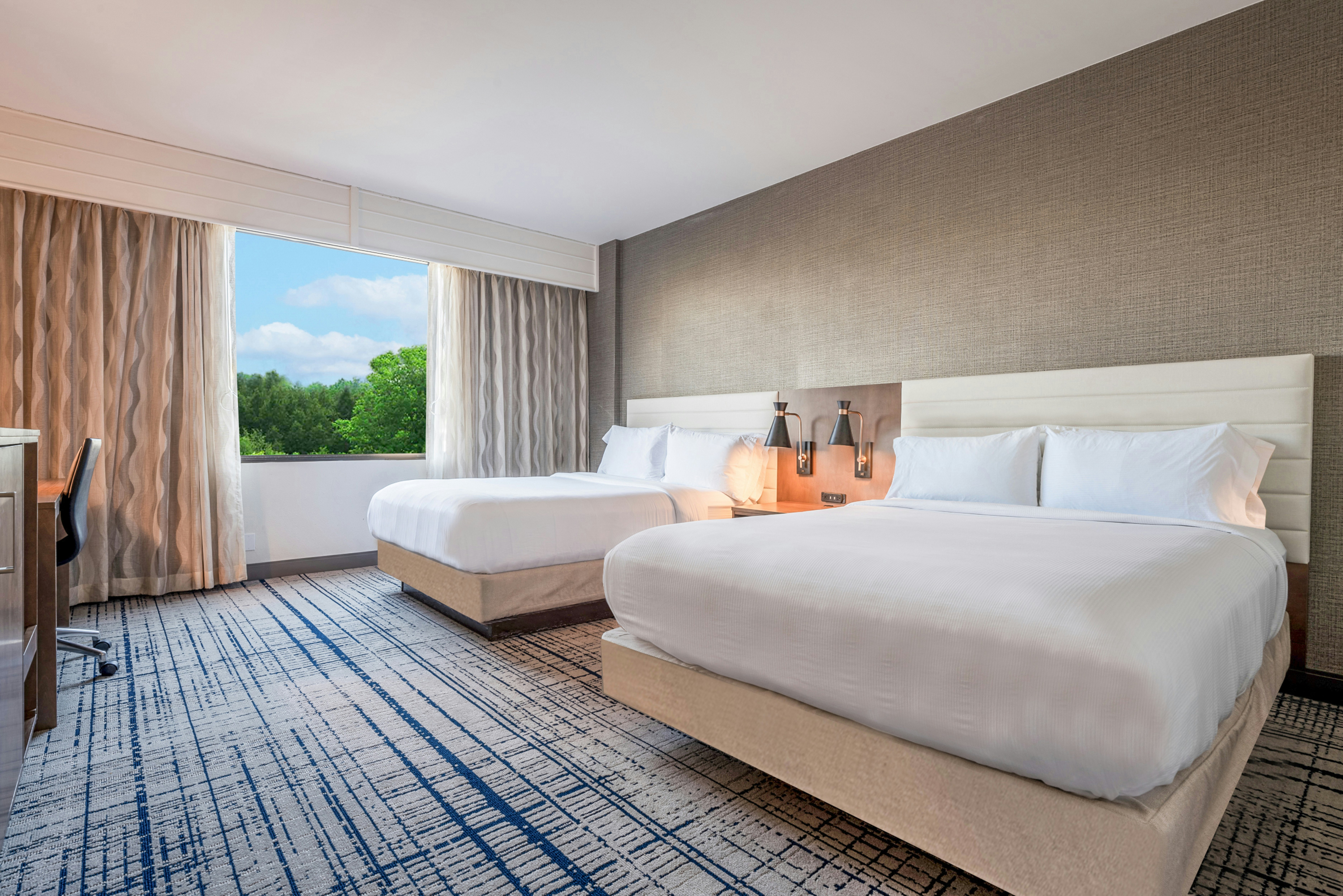 room, 2 queen beds