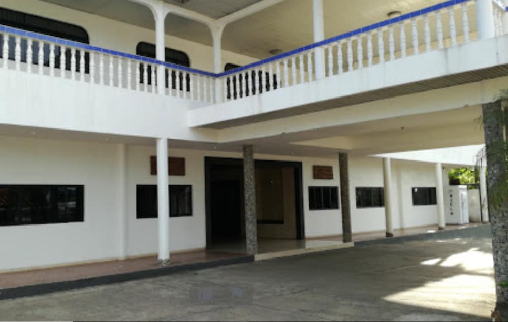 Hotel Plaza 2/42
