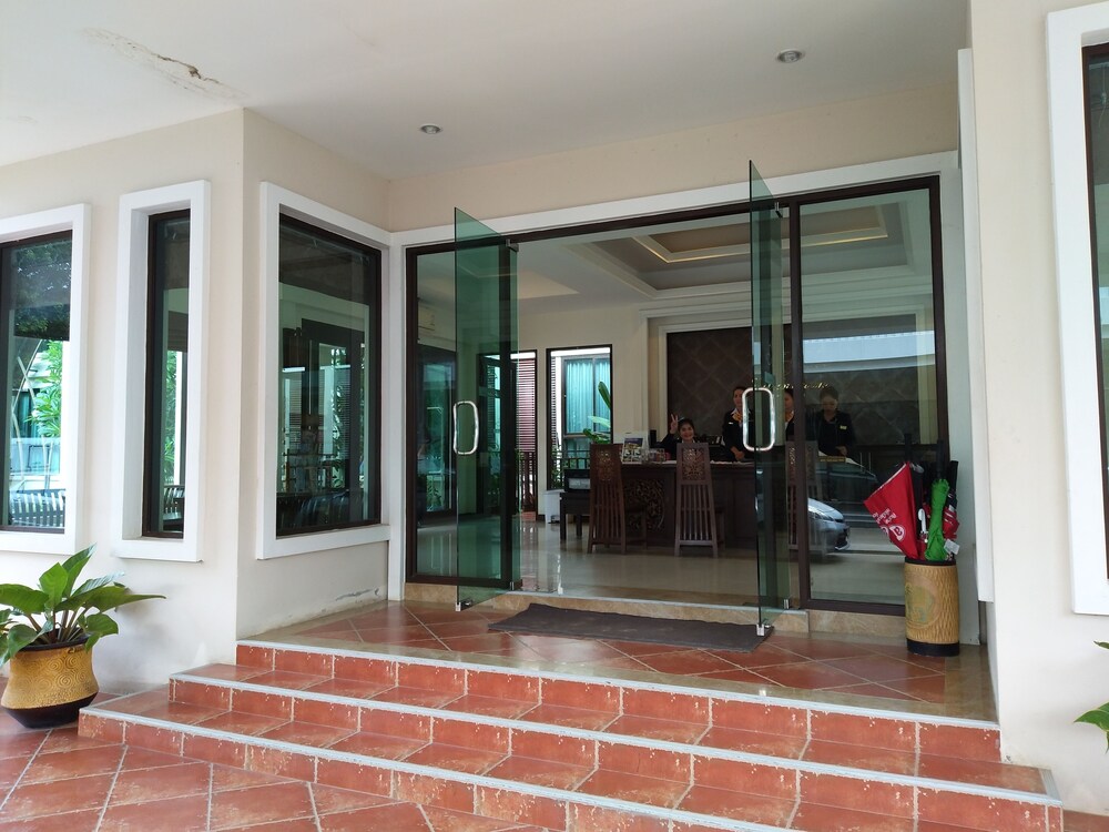 Srilamduan Hotel 10/50