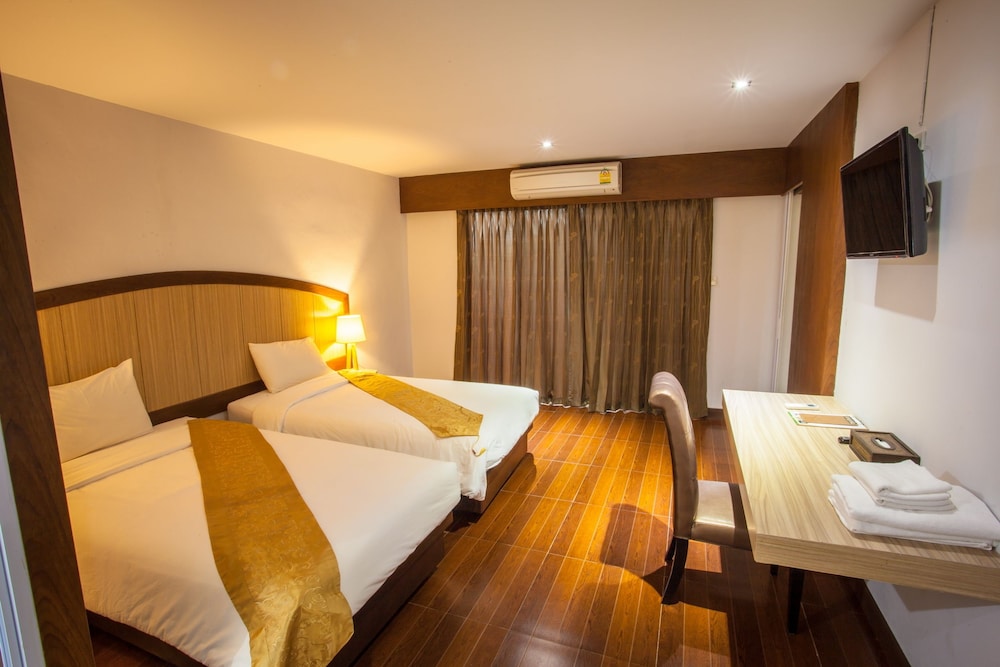 Nh Elegant Hotel 35/70