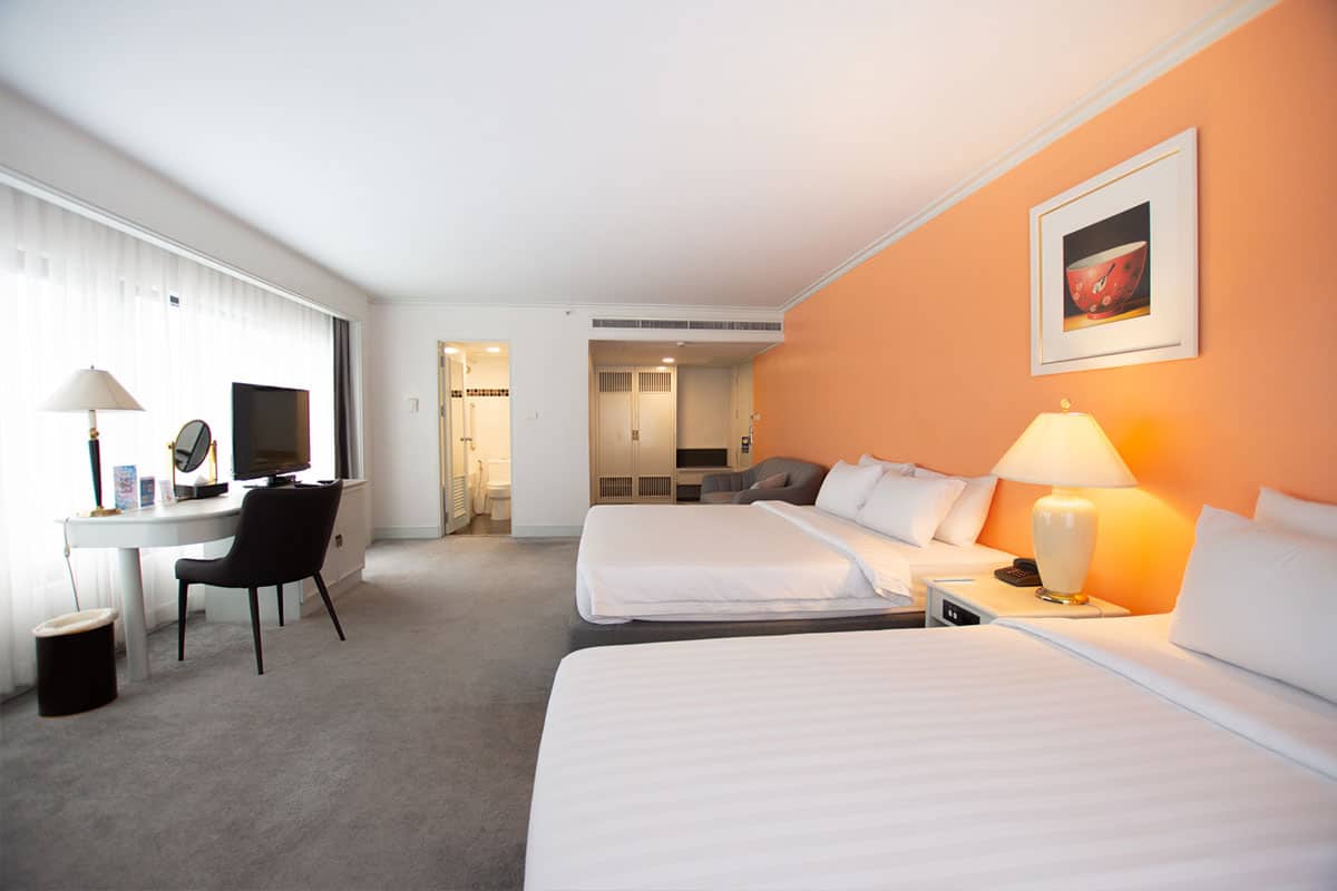 جناح جونيور بإطلالة على النهر