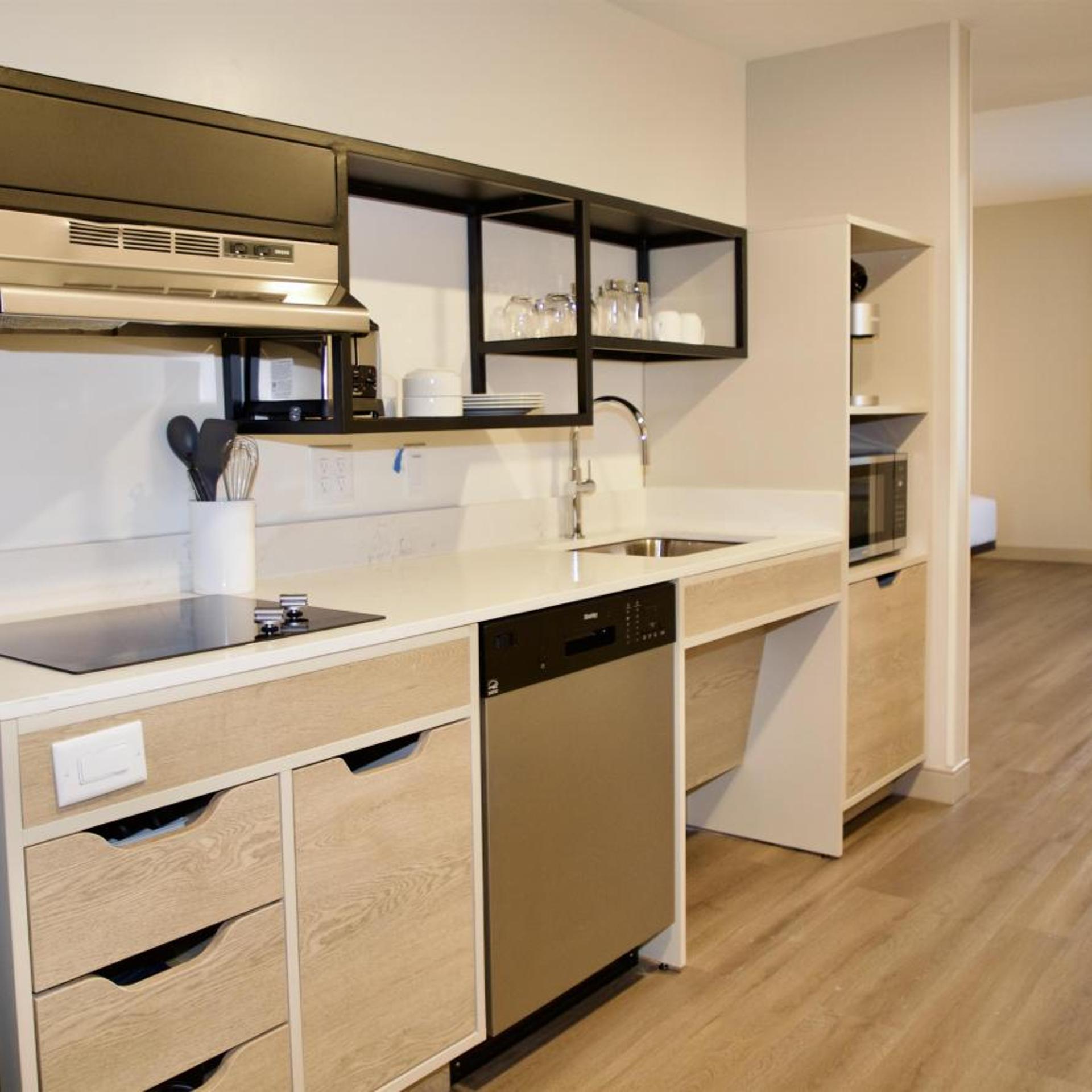 LivSmart Studios by Hilton Clarksville 34/36