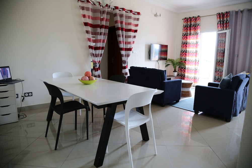 Le Buffle Noir Douala 12/20