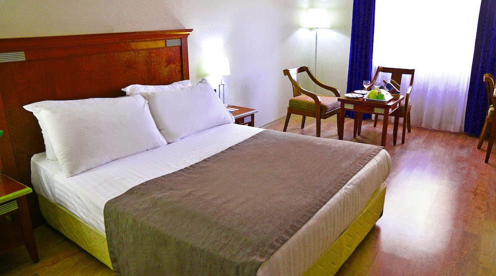 The Green Park Hotel Taksim 10/52