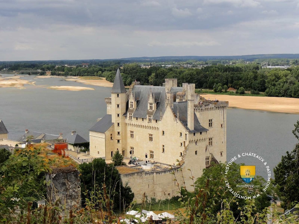 Kyriad Saumur Centre 39/42