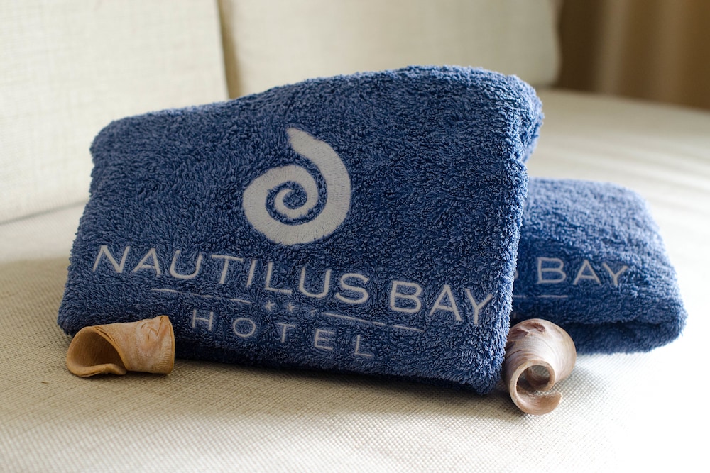 Nautilus Bay 20/37