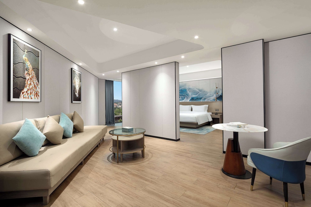 Days Hotel by Wyndham Xishuangbanna Jinghong 19/25