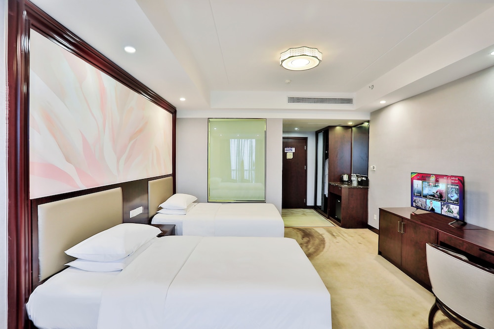 Room at Tonglu World Trade SSAW Boutique Hotel, HANGZHOU