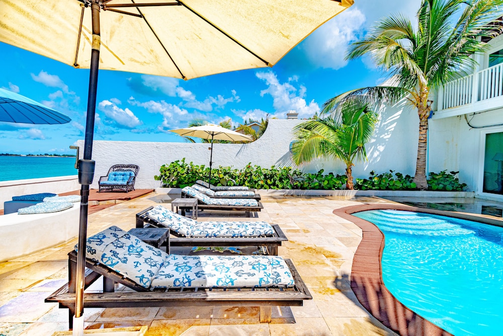 Caprice 14 Cable Beach Luxury Villa 7/24