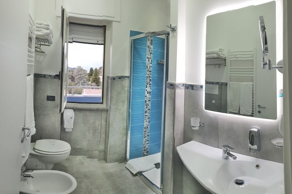 Hotel Blu Eden 50/50