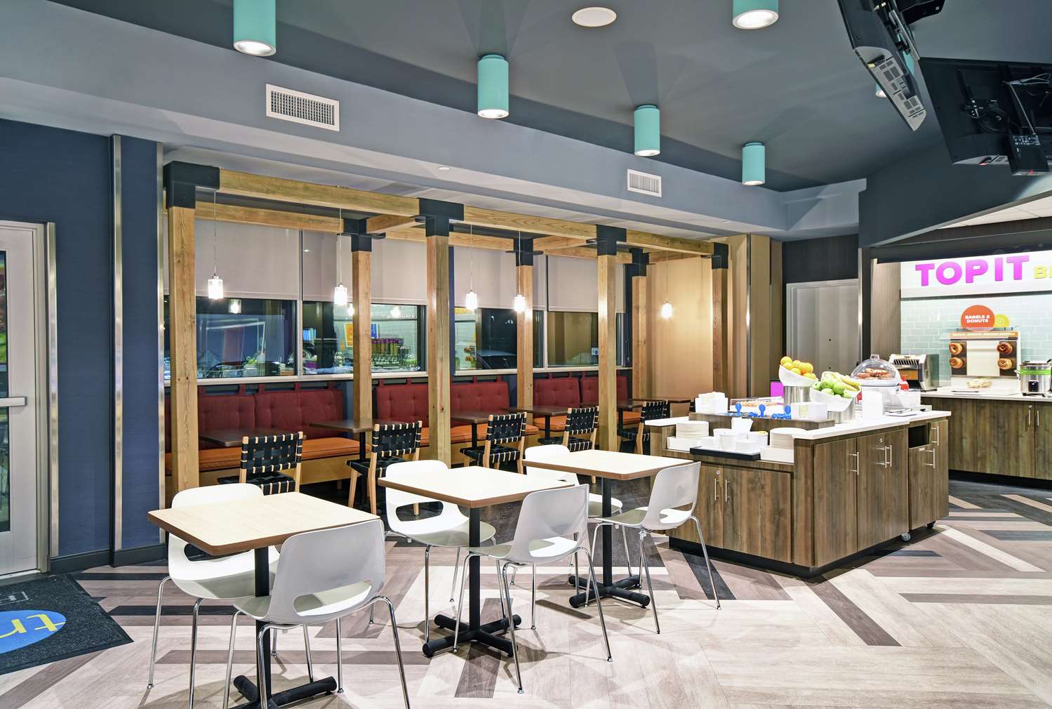 restaurant cafeteria